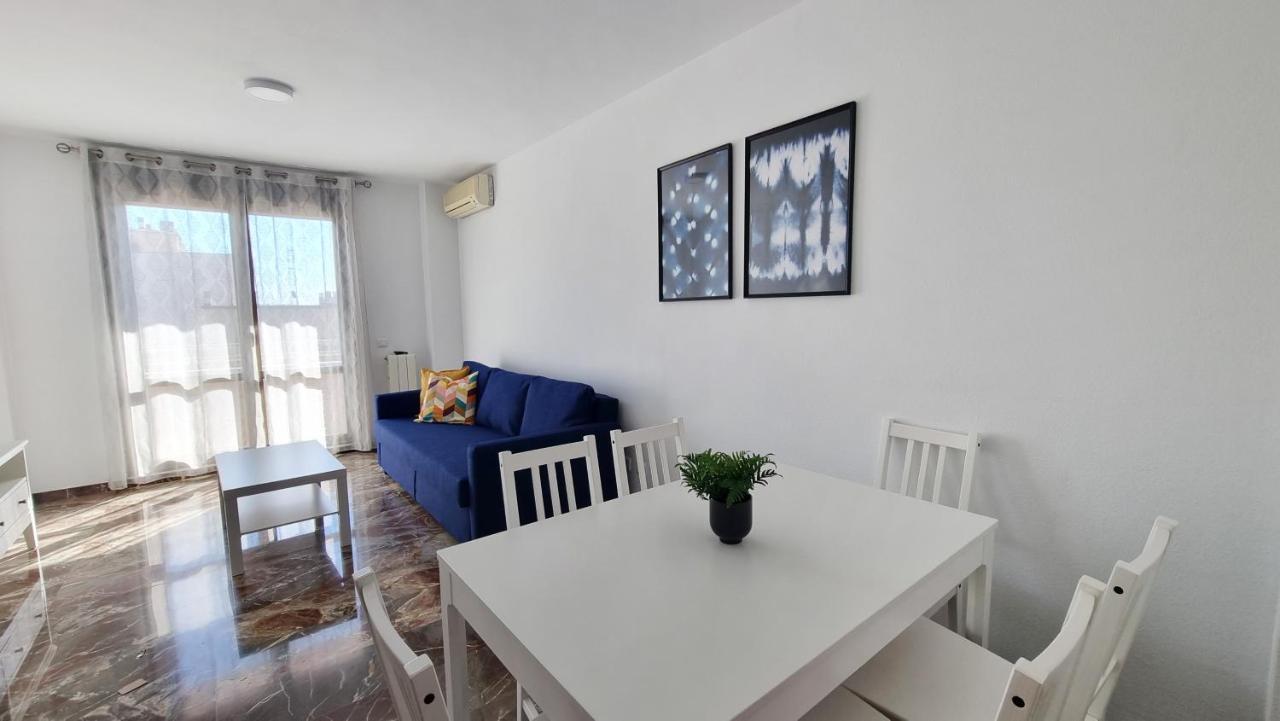 Apartamentos Zaragoza 3000 Kültér fotó