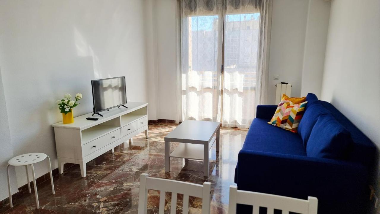 Apartamentos Zaragoza 3000 Kültér fotó