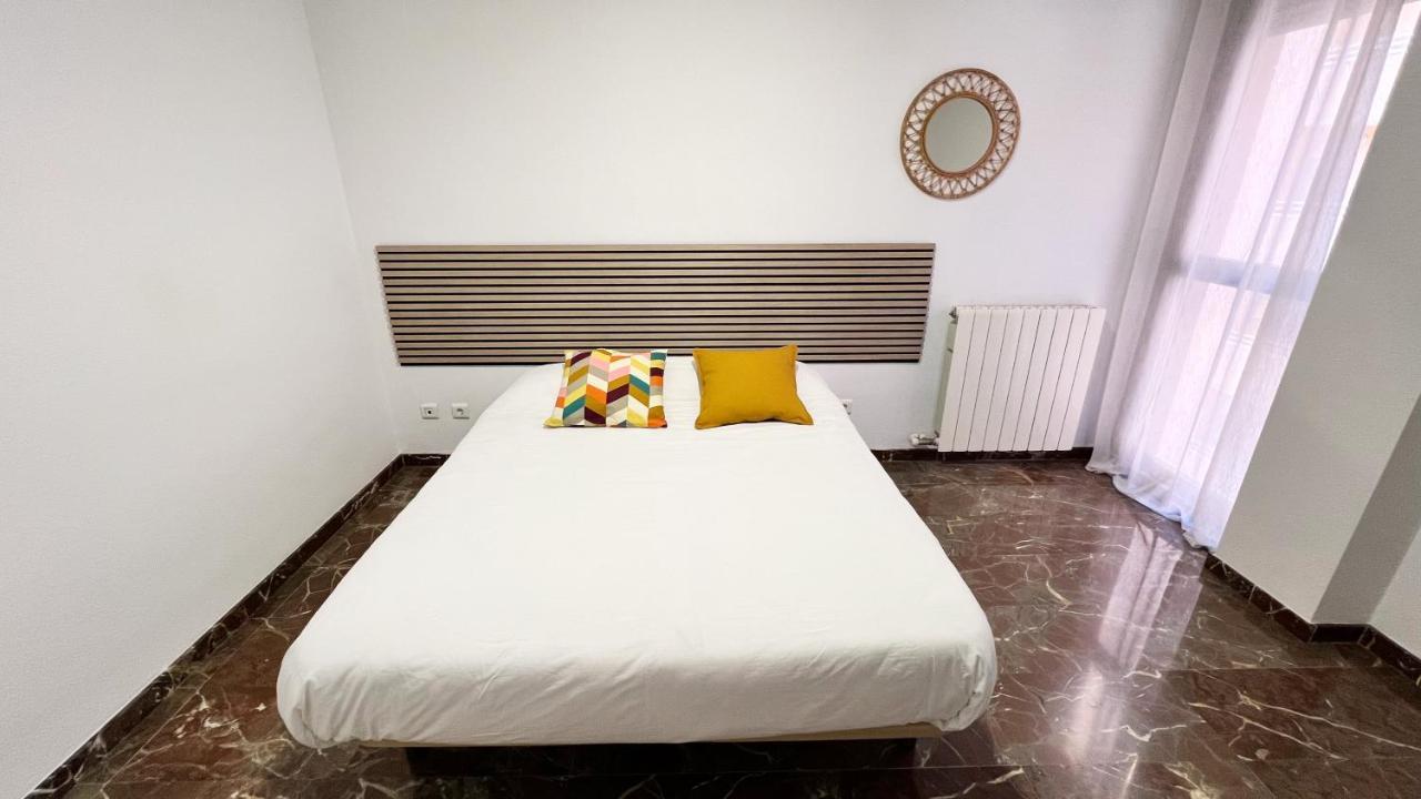 Apartamentos Zaragoza 3000 Kültér fotó