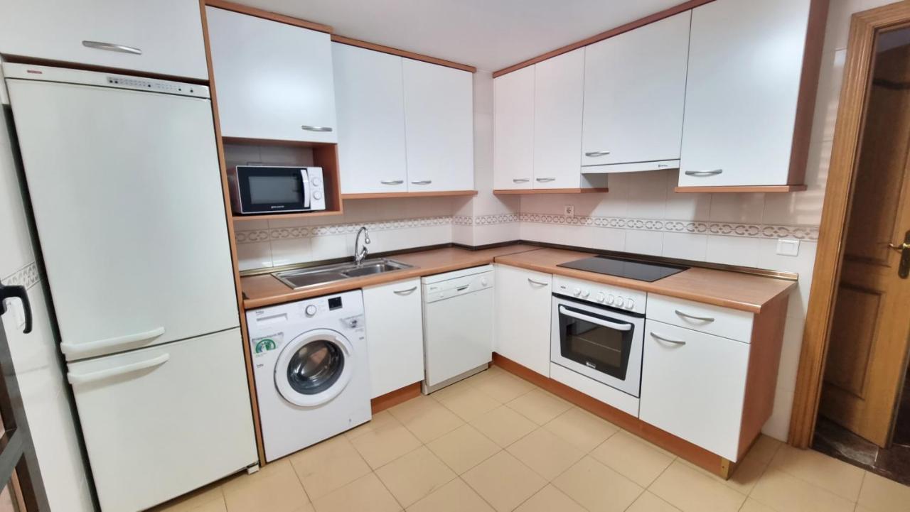 Apartamentos Zaragoza 3000 Kültér fotó